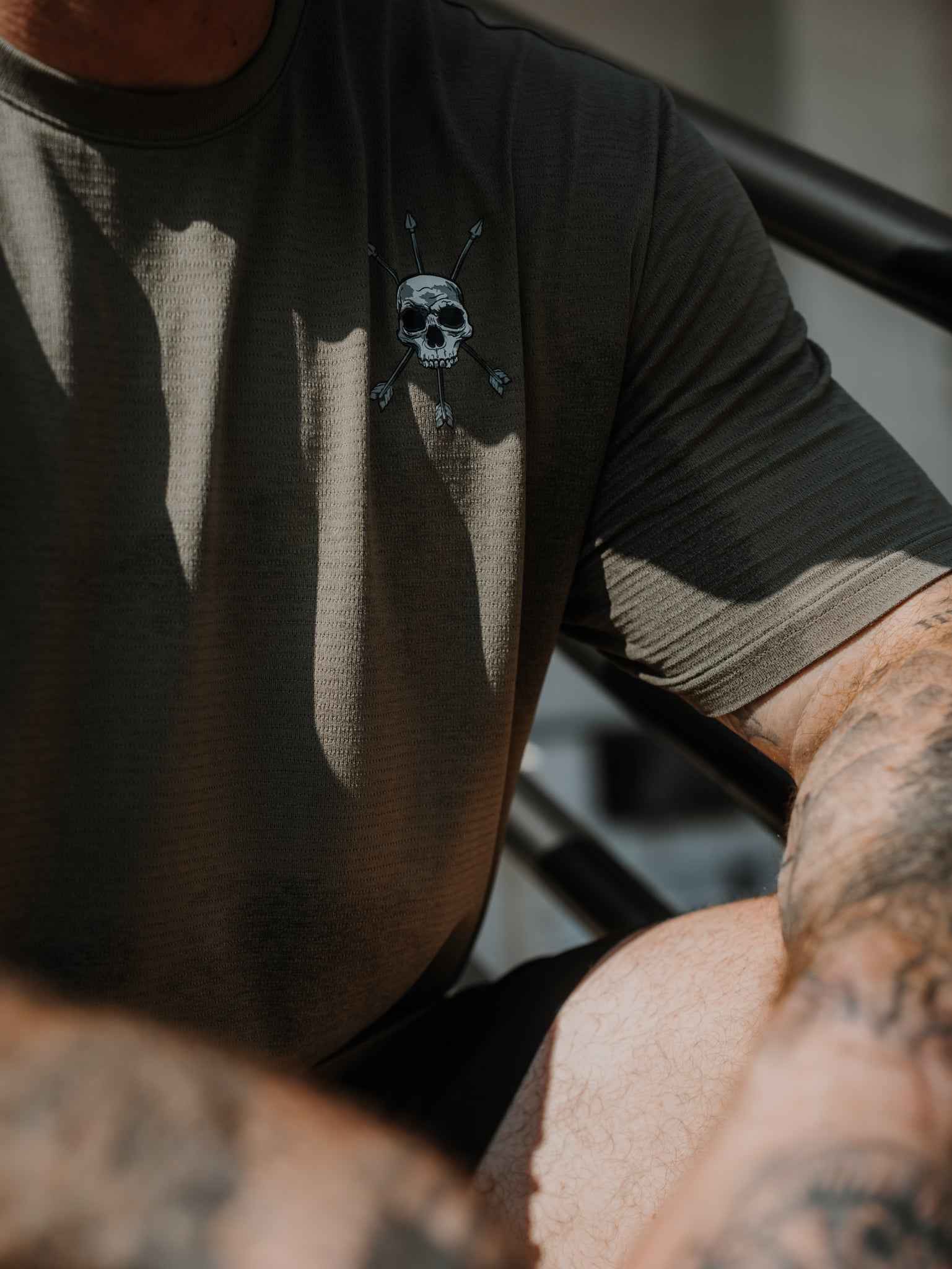 MEN'S | APEX TEE - Image 13