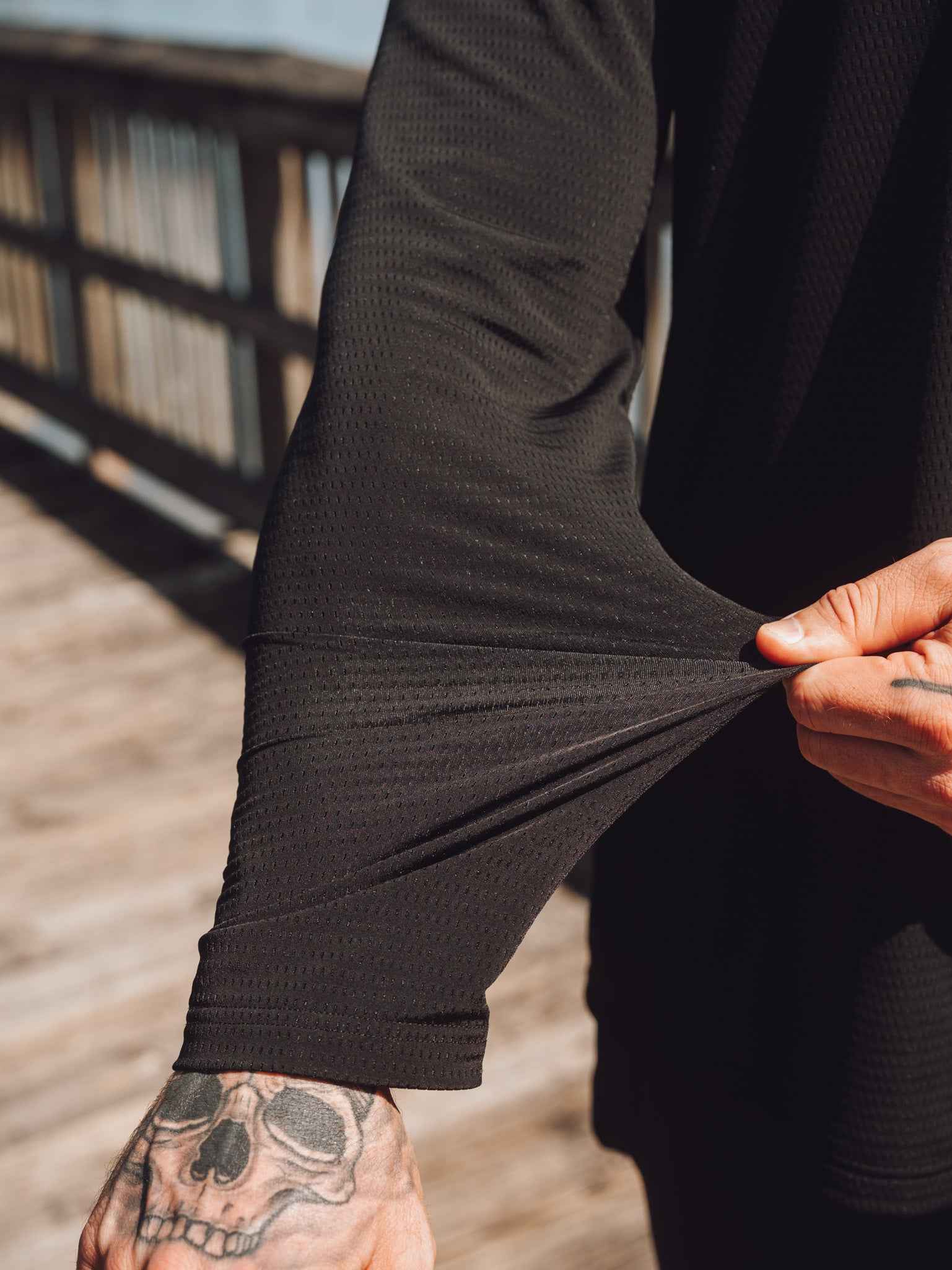 MEN'S | ULTRA X LONG SLEEVE - Image 44
