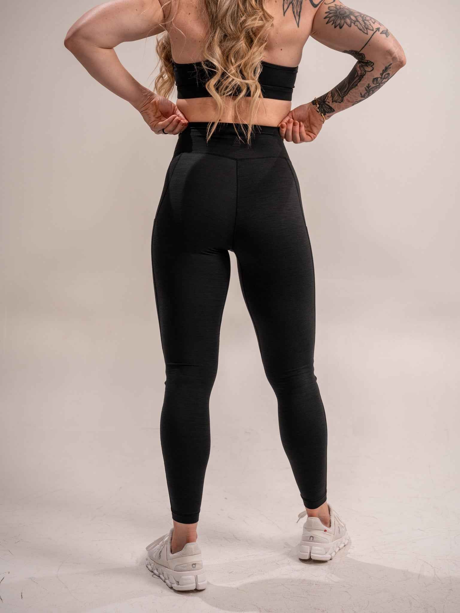 WOMEN'S | DEBUT MEGA-HIGH-RISE LEGGING : BLACK - Image 3