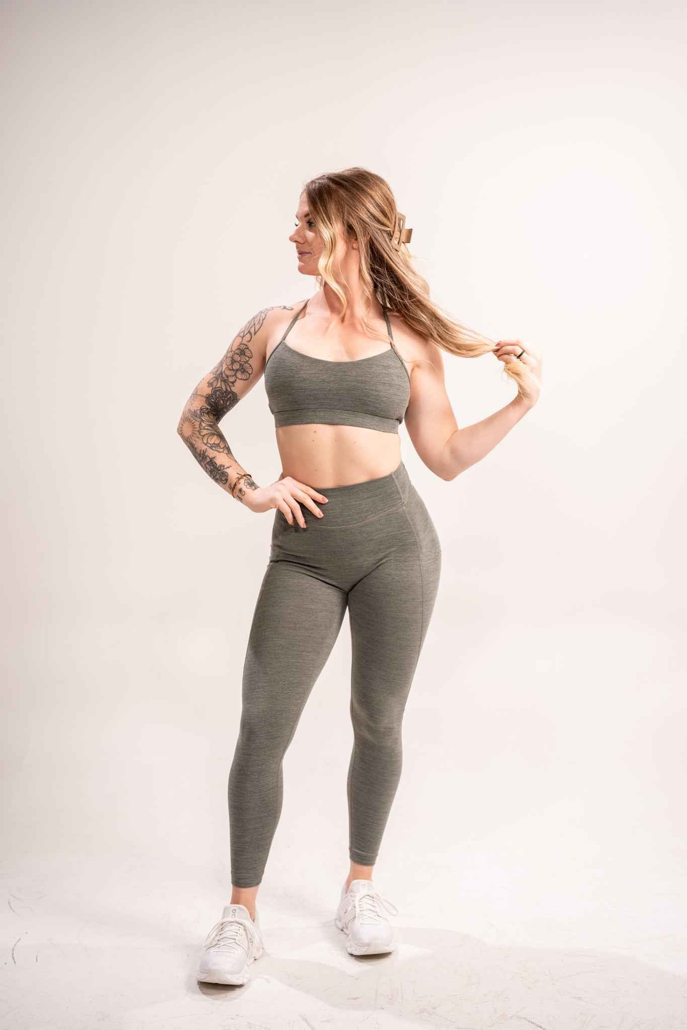WOMEN'S | DEBUT MEGA-HIGH-RISE LEGGING : IVY - Image 4